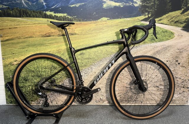 Giant Revolt 0 XL (Gereserveerd)