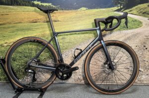 Giant TCR Advanced Pro ML DI2