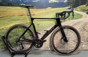 Giant Propel Advanced Pro LTD L